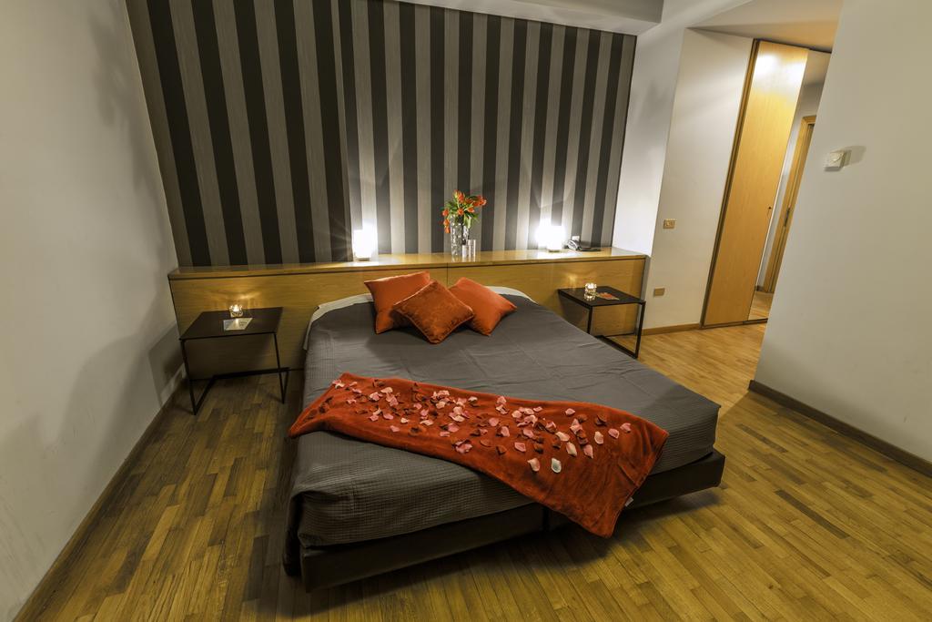Capo Horn Hotel Darfo Boario Terme Exterior foto